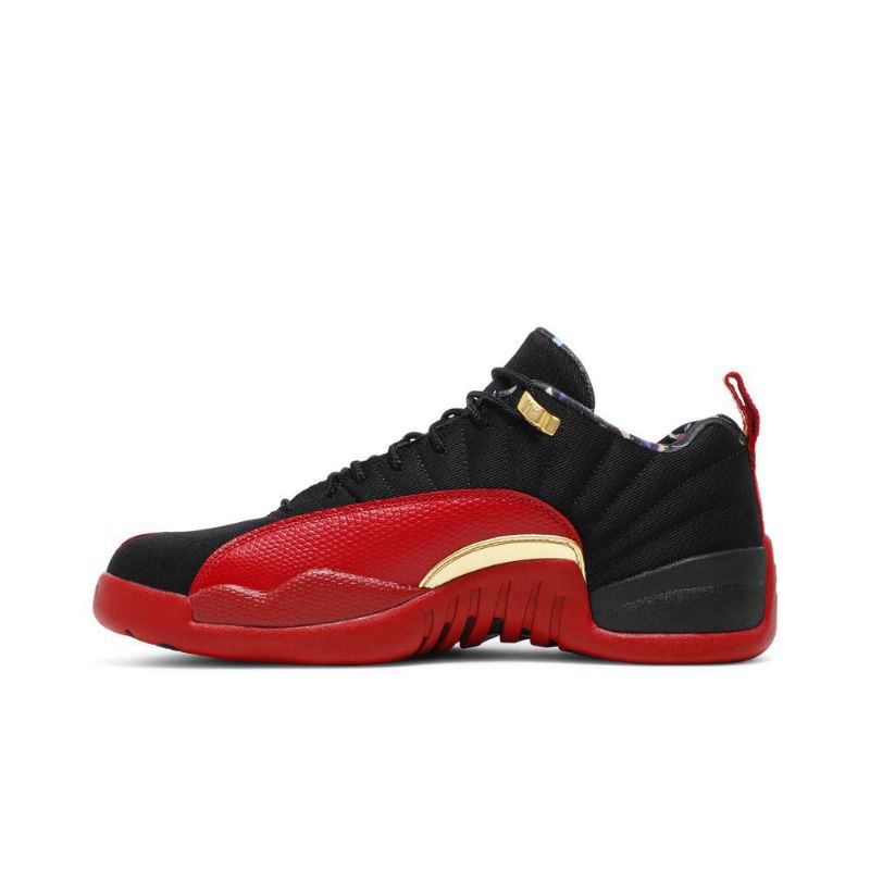 Air Jordan 12 Retro Low Se Mustat Punakultaiset Miesten Kengät