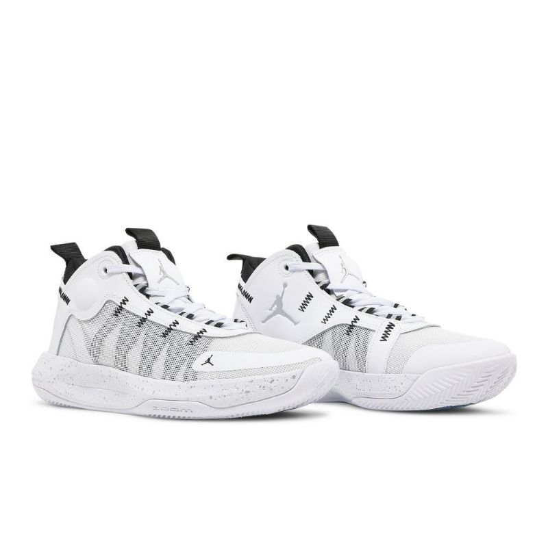 Air Jordan Jumpman 2020 Valkoiset Mustat Punaiset Miesten Kengät