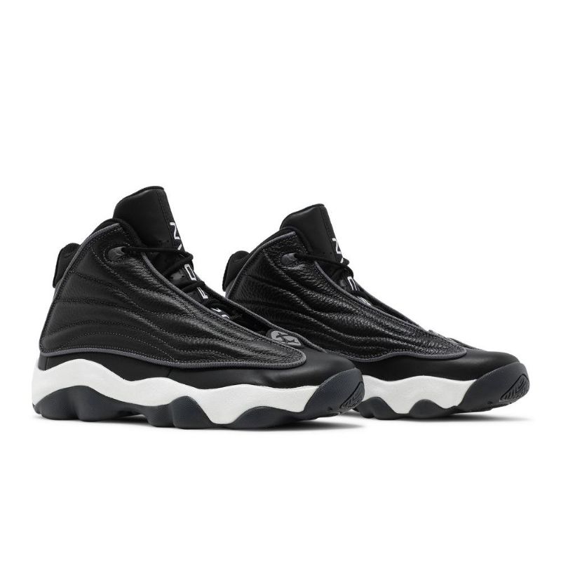 Air Jordan Pro Vahvat Mustavalkoharmaat Miesten Kengät