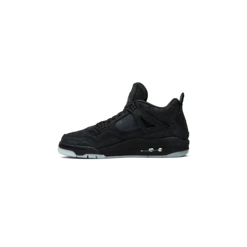 Air Jordan 4 Kaws Retro Mustat Miesten Kengät