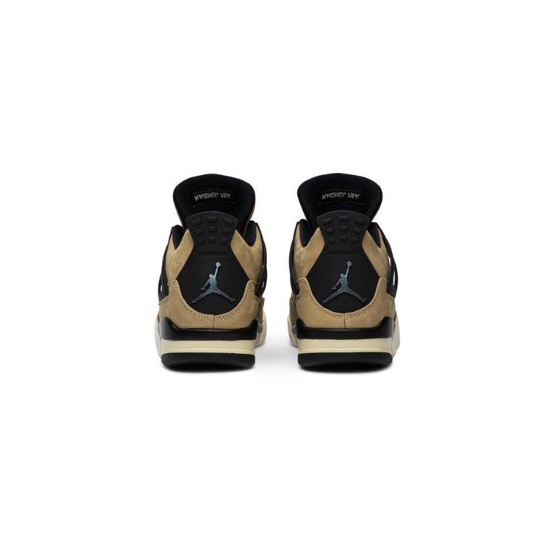 Air Jordan 4 Retroruskeat Mustat Naisten Kengät