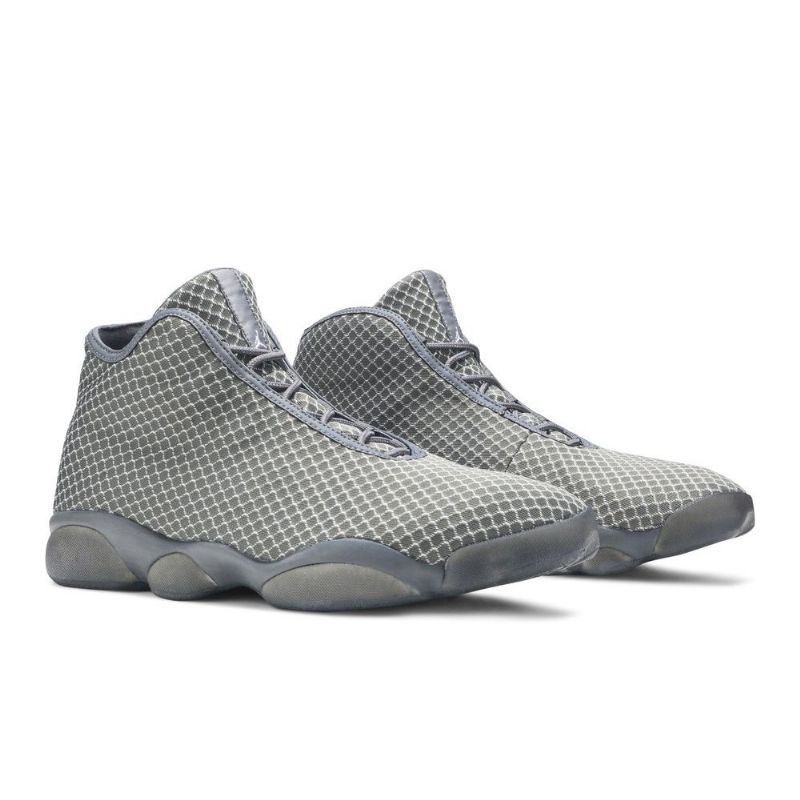 Air Jordan Horizon Harmaavalkoiset Miesten Kengät