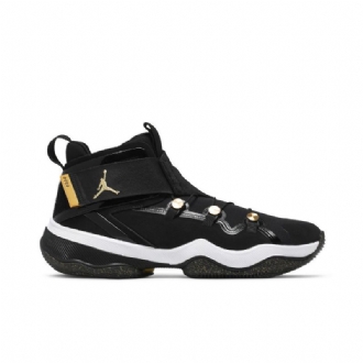 Air Jordan 23 Ajnt 23 Mustavalkokultaiset Miesten Kengät