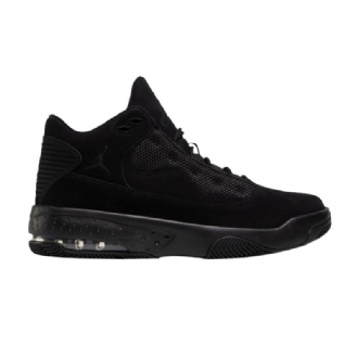 Air Jordan Max Aura 2 Mustat Kengät Miehet