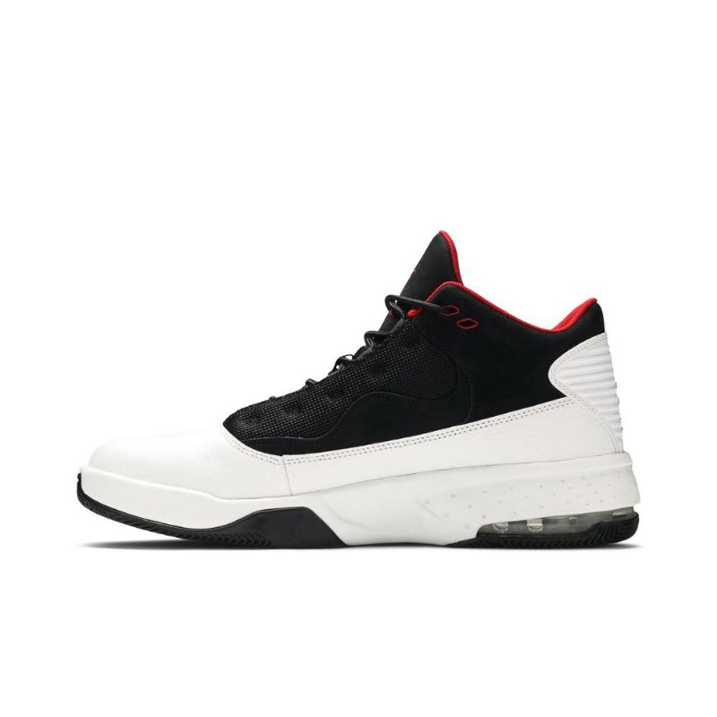 Air Jordan Max Aura 2 Valkoiset Punaiset Mustat Miesten Kengät