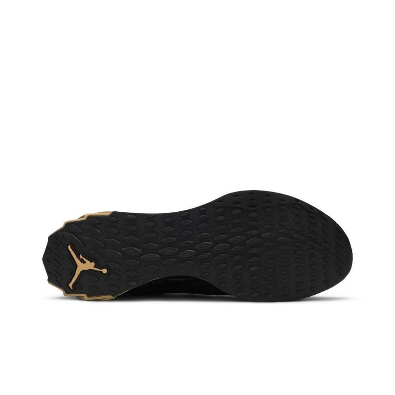 Air Jordan Zoom Trunner Ultimate Mustakullanpunaiset Miesten Kengät
