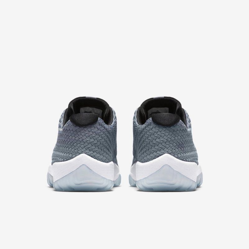 Air Jordan Future Matalanharmaat Mustavalkoiset Miesten Kengät