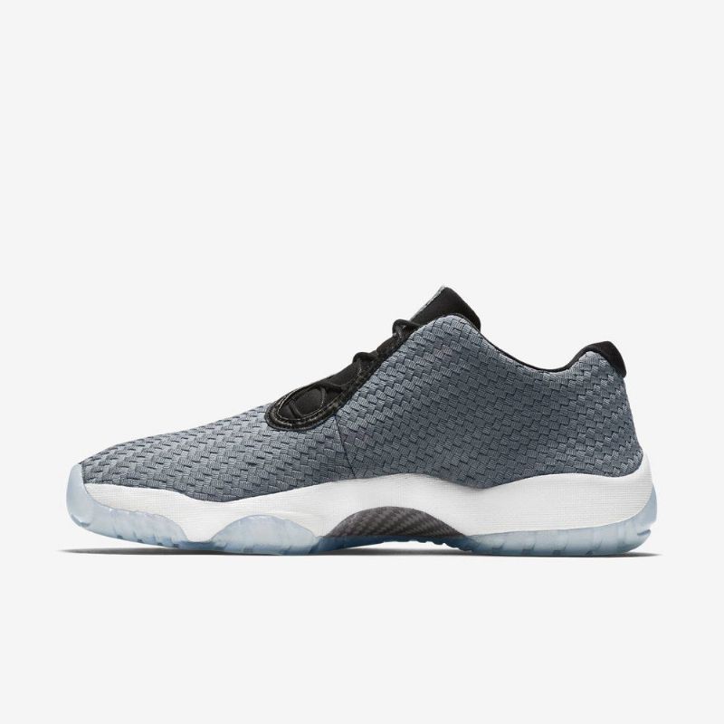 Air Jordan Future Matalanharmaat Mustavalkoiset Miesten Kengät