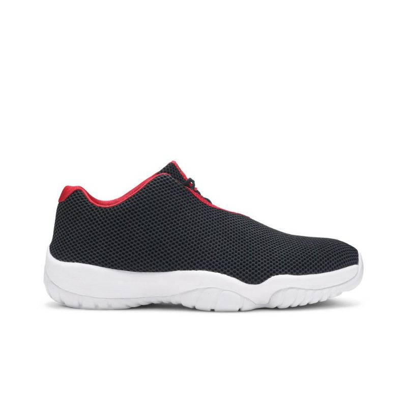 Air Jordan Future Matalat Mustat Punaiset Valkoiset Miesten Kengät