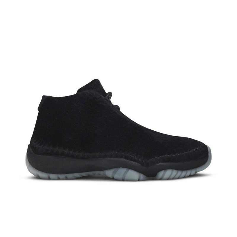Air Jordan Future Mustat Naisten Kengät