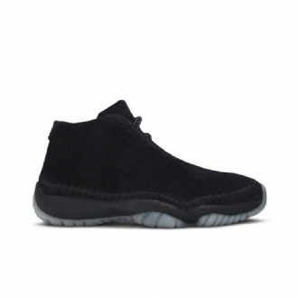 Air Jordan Future Mustat Naisten Kengät