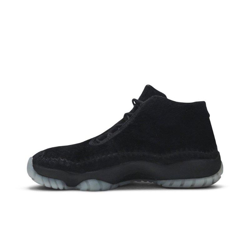 Air Jordan Future Mustat Naisten Kengät