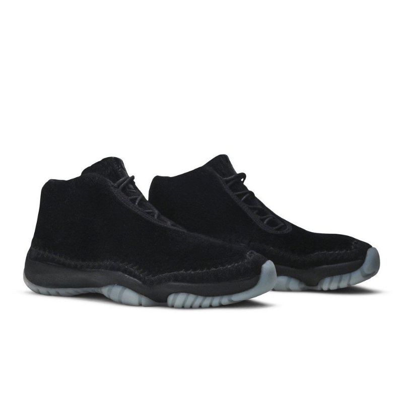 Air Jordan Future Mustat Naisten Kengät