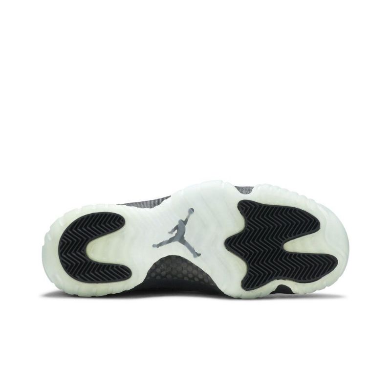 Air Jordan Future Premium Mustavalkoiset Miesten Kengät