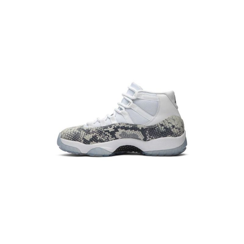 Air Jordan 11 Ovo Retro Valkoiset Harmaat Miesten Kengät