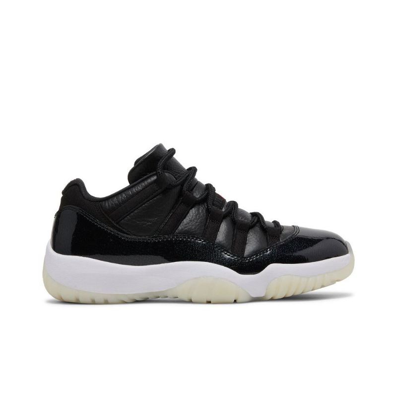 Air Jordan 11 Retro Matalat Mustavalkoiset Miesten Kengät