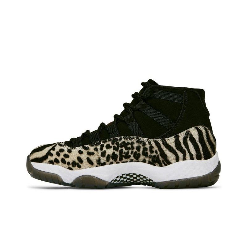 Air Jordan 11 Retro Mustat Beigenpunaiset Naisten Kengät