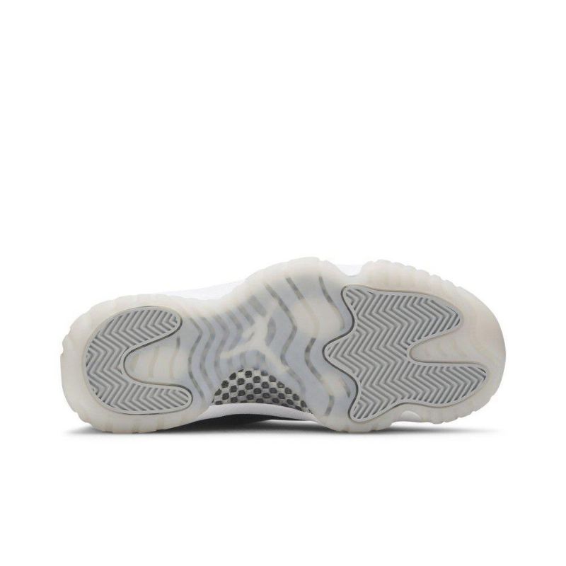 Air Jordan 11 Retro Mustat Hopeiset Naisten Kengät