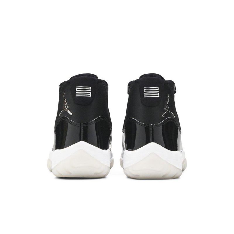 Air Jordan 11 Retro Mustat Hopeiset Naisten Kengät