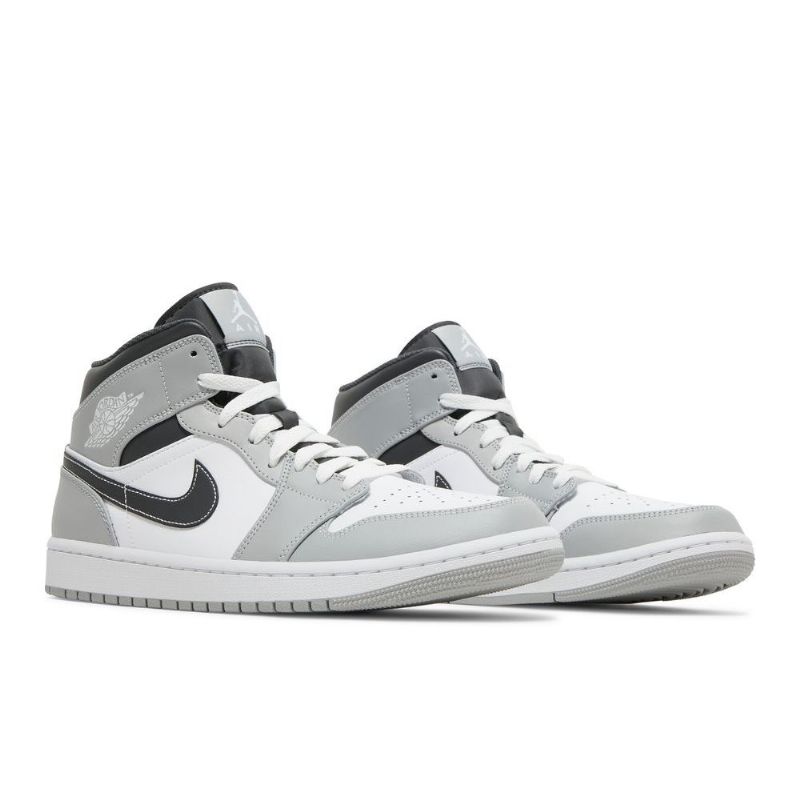 Air Jordan 1 Keskiharmaa Valkoinen Musta Miesten Kengät