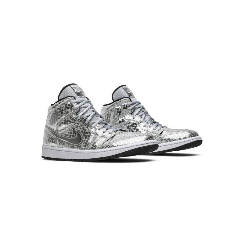 Air Jordan 1 Keskihopeavalkoiset Naisten Kengät