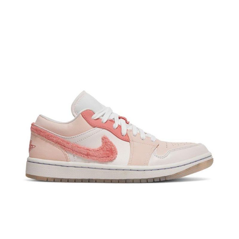 Air Jordan 1 Low Se Vaaleanpunaiset Naisten Kengät