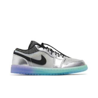 Air Jordan 1 Low Se Valkoinen Hopea Musta Naisten Kengät