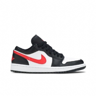 Air Jordan 1 Matalat Mustavalkoiset Punaiset Naisten Kengät
