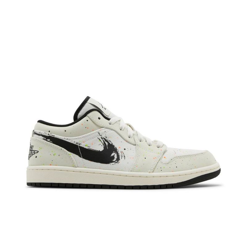 Air Jordan 1 Matalavalkoiset Mustat Miesten Kengät