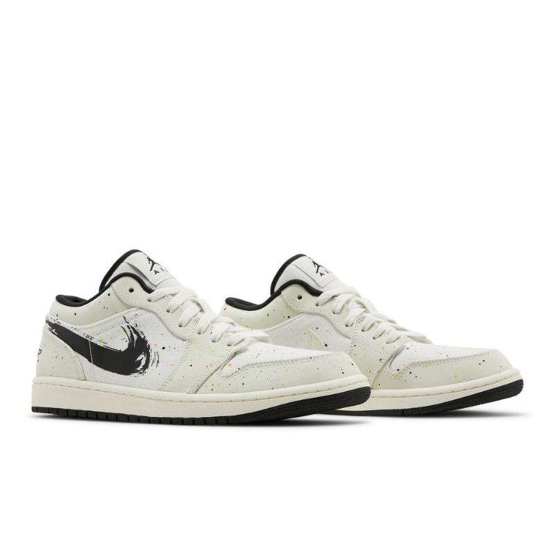 Air Jordan 1 Matalavalkoiset Mustat Miesten Kengät