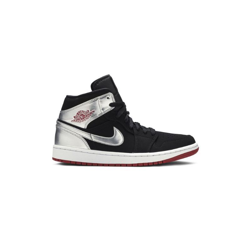 Air Jordan 1 Mid Musta Hopeanpunaiset Miesten Kengät