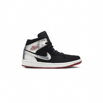 Air Jordan 1 Mid Musta Hopeanpunaiset Miesten Kengät