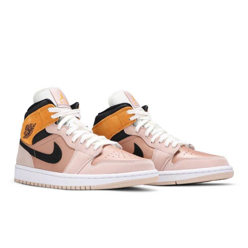 Air Jordan 1 Mid Se Beige Kultaa Mustavalkoiset Naisten Kengät