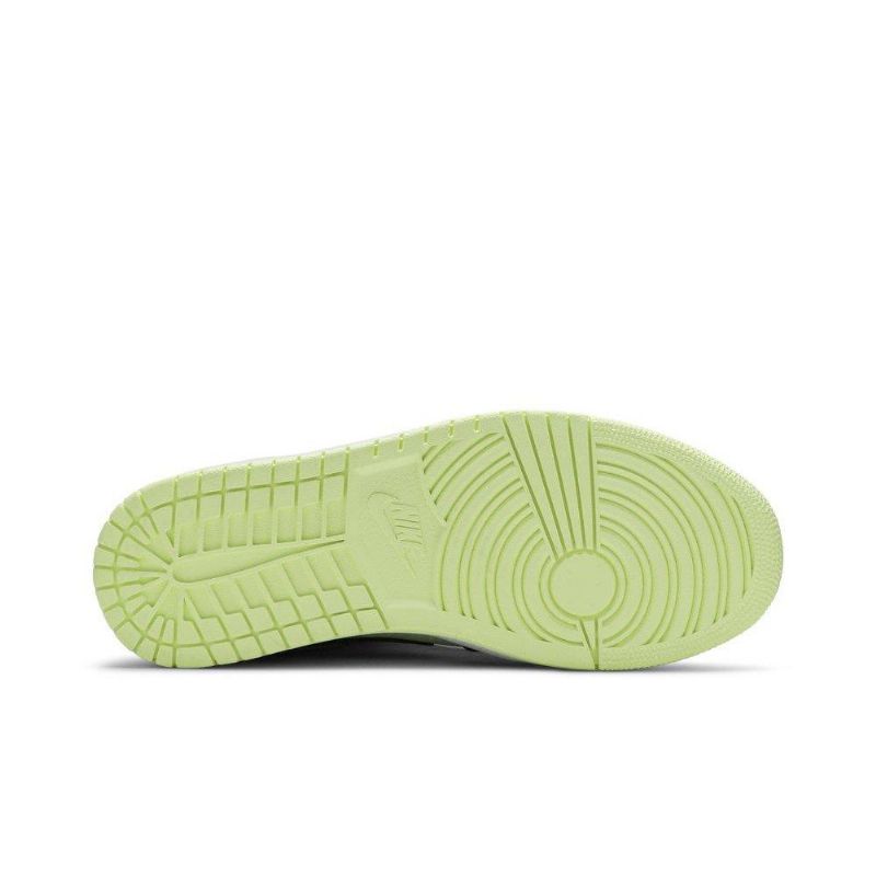 Air Jordan 1 Mid Se Musta Vihreä Punainen Naisten Kengät