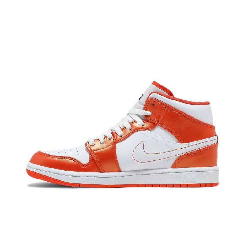 Air Jordan 1 Mid Se Oranssi Valkoinen Musta Miesten Kengät