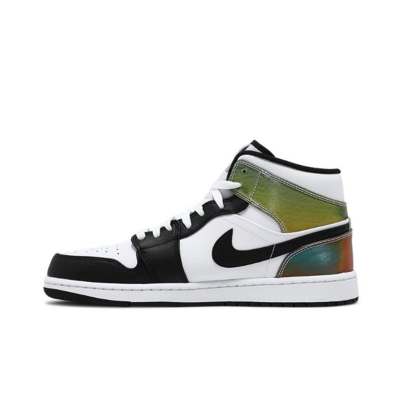 Air Jordan 1 Mid Se Valkoiset Mustat Miesten Kengät