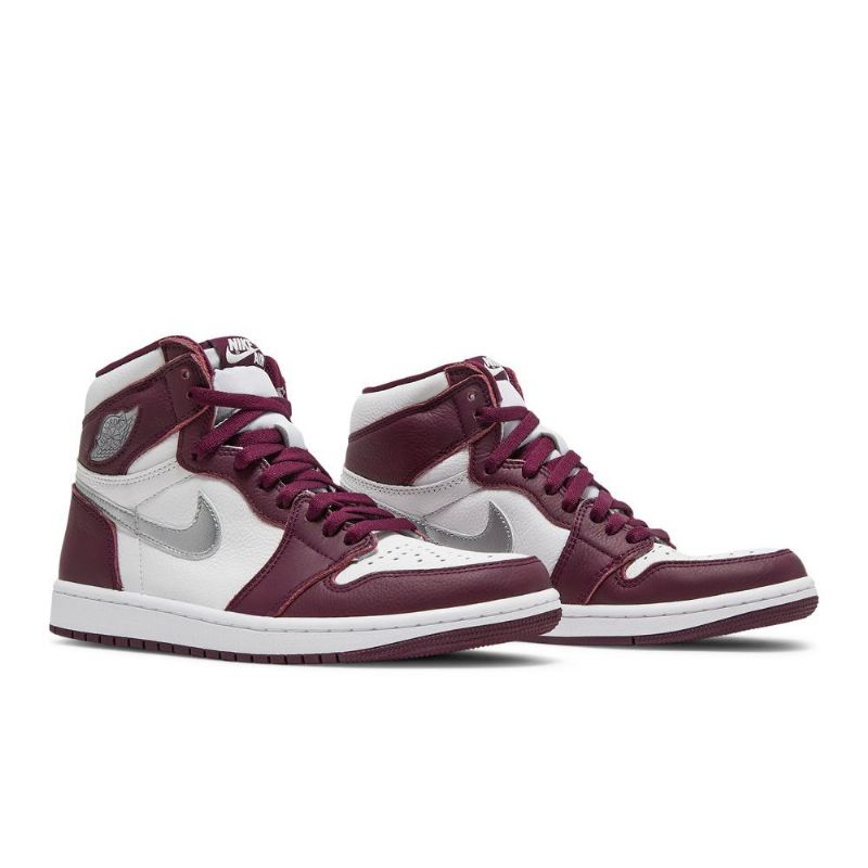 Air Jordan 1 Retro High Og Bordeaux Valkoiset Hopeat Miesten Kengät