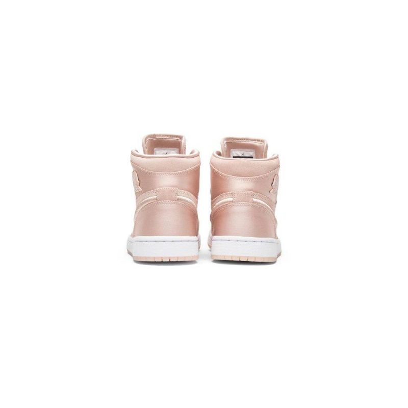 Air Jordan 1 Retro High Vaaleanpunainen Naisten Kengät