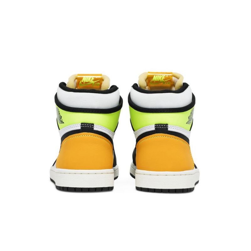 Air Jordan 1 Retro Korkeat Ja Valkoiset Mustat Vihreät Kultaiset Miesten Kengät