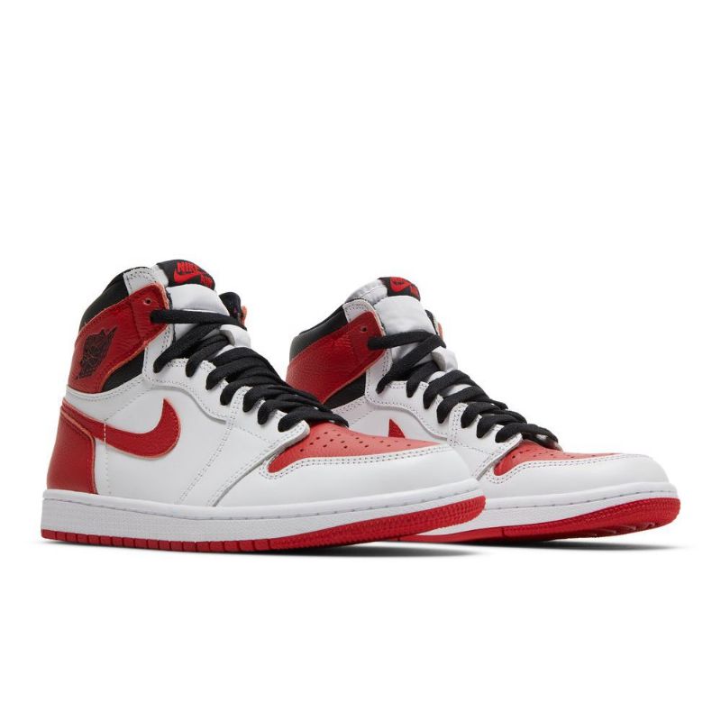 Air Jordan 1 Retro Korkeat Ja Valkoiset Punaiset Mustat Miesten Kengät