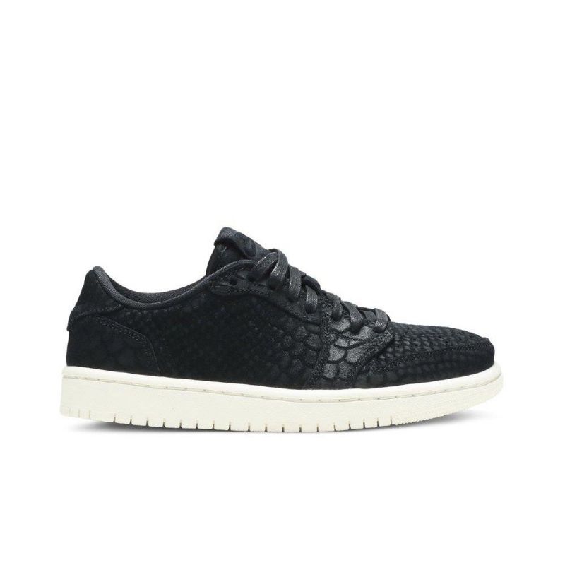 Air Jordan 1 Retro Matalat Mustavalkoiset Naisten Kengät