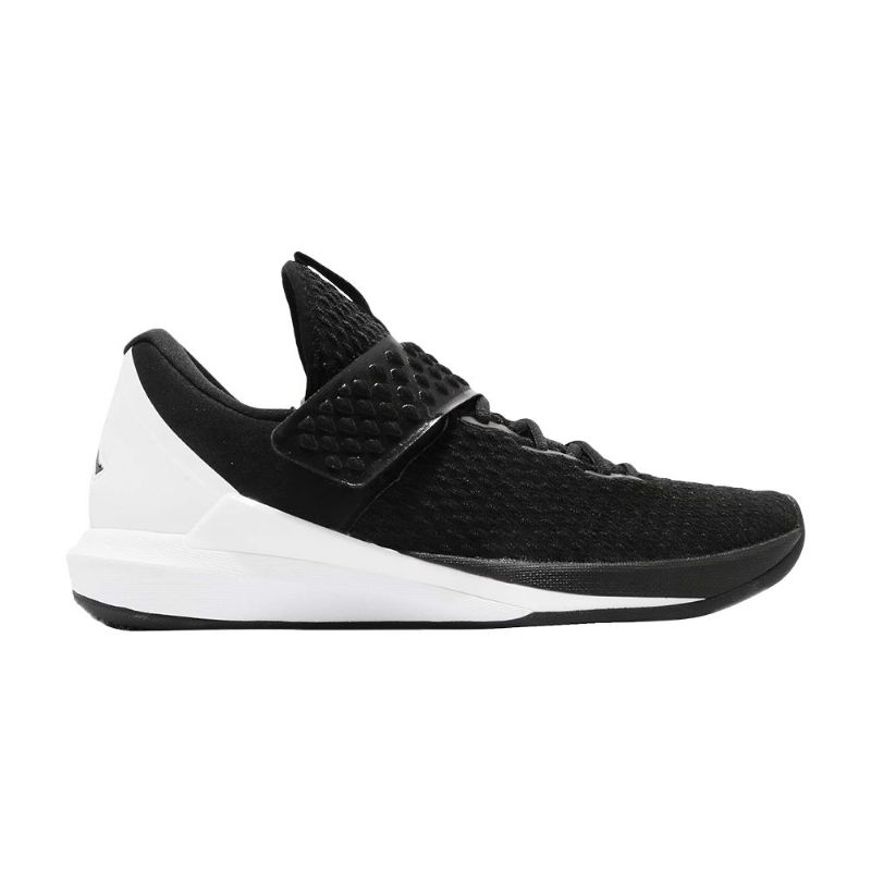 Air Jordan Trainer 3 Mustavalkoiset Miesten Kengät