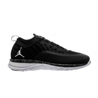 Air Jordan Trainer Prime Mustavalkoiset Miesten Kengät
