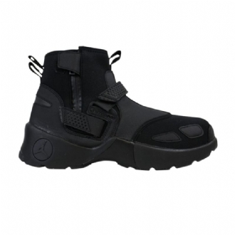 Air Jordan Trunner Lx High Mustat Miesten Kengät