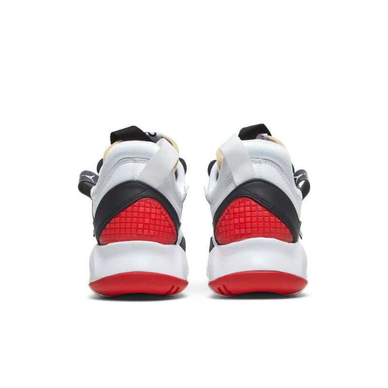 Air Jordan Ma2 Valkoinen Harmaa Punainen Miesten Kengät